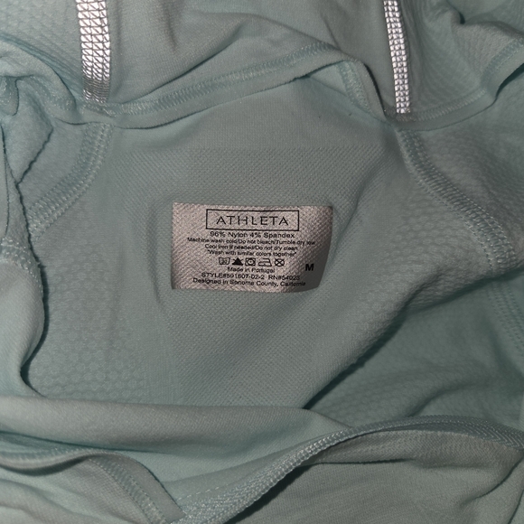 Athleta Aqua mint diagonal mock neck Performance Top NWOT - Picture 2 of 8